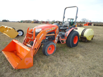 Kubtoa B3350SU MFWD Tractor, s/n 50621: Rollbar, Kubota B2356 Loader w/ Bkt., ID 42295