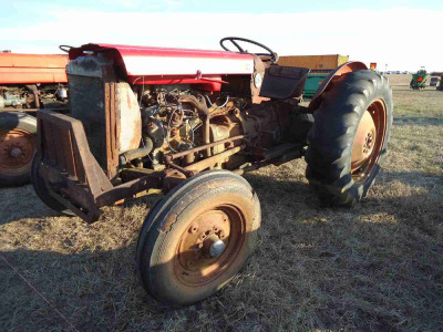 Massey Ferguson 135 Tractor, s/n 9AI87604: ID 42039