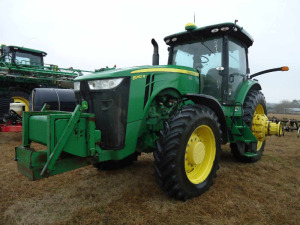 2012 John Deere 8260R MFWD Tractor, s/n RW8260RJCPP062628: Encl. Cab, 4 Remotes, 480/80x46 Rear Duals, Quick Hitch, 22 Front Weights, ID 42701