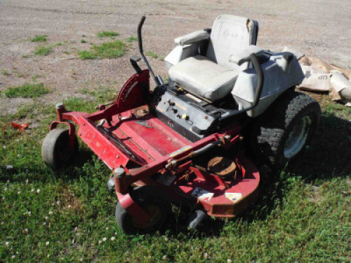 Exmark Zero-turn Mower, s/n 249254: Meter Shows 998 hrs