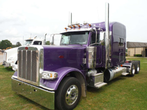 Unused 2023 Peterbilt 389 Truck Tractor, s/n 1XPXD49X2PD870974 (FET is Paid): Cummins X15 Eng., Eaton 18-sp., 12K Front, 40K Rears, 3.90 Ratio, 280" WB, Air Slide 5th Wheel, 295/75R22.5 Tires, 78" Ultra Cab Sleeper, Full Factory Warranty, Odometer Shows 5