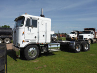 1992 Kenworth K100 Truck Tractor, s/n 1XKEDR9N8NJ379222: Cabover, 12.7 Detroit Eng., 9-sp.