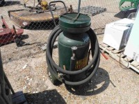 Lindsay Sandblast Holding Tank w/ Hose