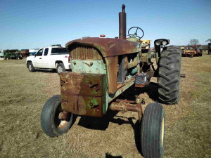 John Deere 4020 Tractor, s/n 223239R: ID 43033