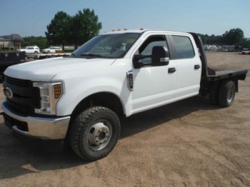 2018 Ford F350XL 4WD Flatbed Truck, s/n 1FD8W3H61JEC82449: Crew Cab, Auto, Odometer Shows 98K mi.