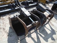 Bobcat Grapple Bucket for Skid Steer