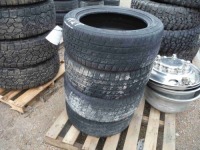 (4) 235/50R18 Tires