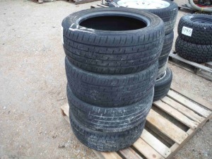 (4) 235/50R17 Tires