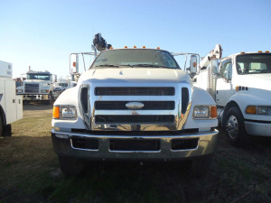 2008 Ford F750 Mechanic Truck, s/n 3FRWX75V58V062034: Cat Diesel Eng., Allison Auto, IMT Bed, IMT 6025 10000 lb. Crane, Hyd. Air Compressor, Hyd. Outriggers, 258K mi., ID 43402