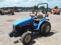 2000 New Holland 1925 MFWD Tractor, s/n G004542: 2wd, Rollbar, Meter Shows 1141 hrs