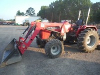 Mahindra 4025 MFWD Tractor, s/n MRCN2947CE: Loader w/ Bkt.