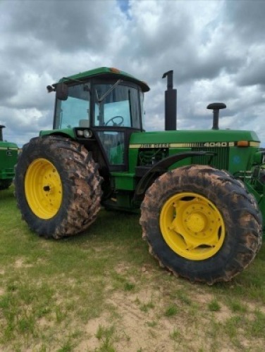 John Deere 4040S MFWD Tractor, s/n 384-837CD (Selling Offsite): C/A, Located in Headland, Alabama, 8330 hrs