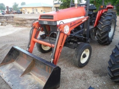 Case 1490 Tractor, s/n 11188831: 2wd, Bush Hog 2400 Loader