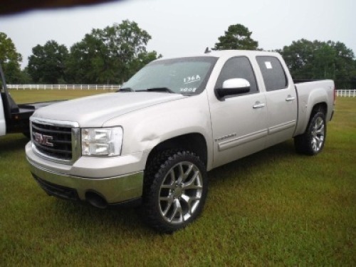 2008 GMC Sierra 4WD Pickup, s/n 2GTEK133981240482: 4-door, Auto, Odometer Shows 213K mi.