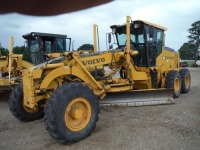 2007 Volvo G930 Motor Grader, s/n 40540: Encl. Cab, 14' Moldboard, Hyd. Side Shift, Tip Control, Meter Shows 8623 hrs