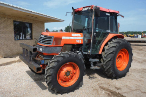 Kubota M9000 MFWD Tractor, s/n 51087: C/A, Meter Shows 3421 hrs