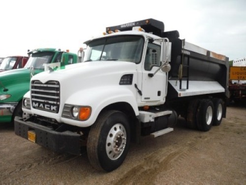 2007 Mack CV713 Tandem-axle Dump Truck, s/n 1M2AG11Y27M058166 (Inoperable): Bad Engine