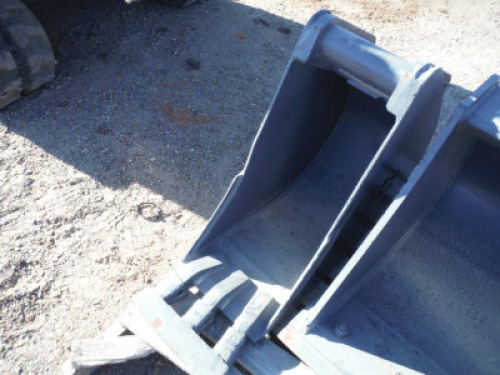 12" Excavator Bucket fits Terex HR16 Mini Excavator