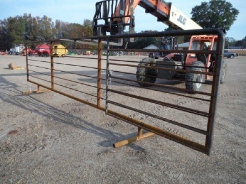 24' Free Standing Panels w/ 6' Gate