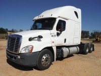 2018 Freightliner Cascadia Truck Tractor, s/n 1FUJGLDV1JLJX7382 (Inoperable): Detroit 12.9l 455 Eng., Auto 12-sp., Odometer Shows 816K mi.