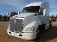 2015 Kenworth T680 Truck Tractor, s/n 1XKYAP9X9FJ422719 (Inoperable): Paccar 13 485 Eng., Ultra Glide 13 Auto, Engine Runs but Truck will Not Pull, Odometer Shows 911K mi.