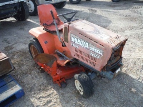 Kubota G4200 Riding Mower (Salvage)